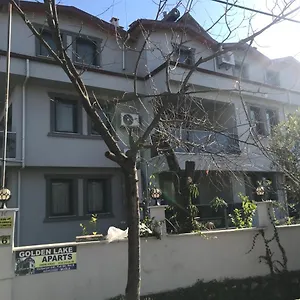 Golden Lake Aparts Апарт-отель